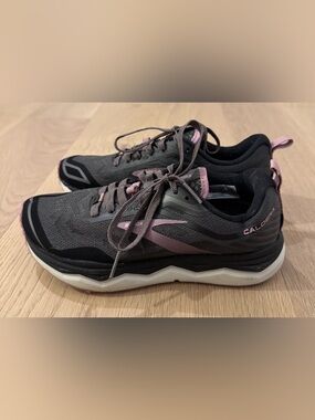Brooks Women’s Caldera 4 Running Shoes Sneakers - Size 7
